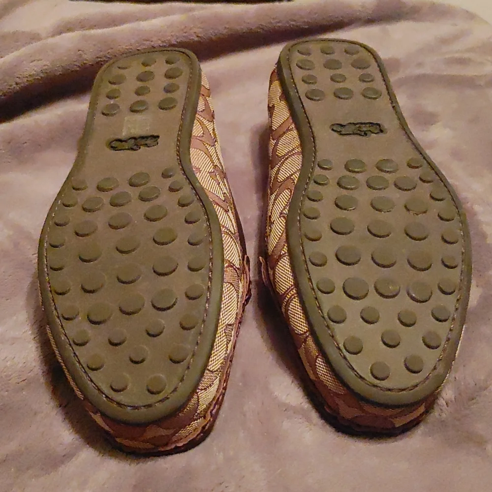 Coach Loafers - Picture 3 of 4